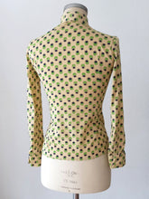 Cargar imagen en el visor de la galería, 1960s - JOBLOT x 3 DEADSTOCK PRINTED BLOUSES
