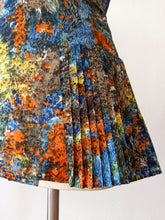 Cargar imagen en el visor de la galería, 1950s - CIOTAT, France - Stunning Pleated Swimsuit - Sz 46
