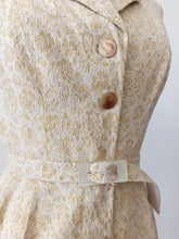 Charger l'image dans la galerie, 1950s 1960s - Elegant Textured Cotton Belted Dress - W27.5 (70cm)
