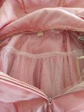 Cargar imagen en el visor de la galería, 1950s - Jr THEME, New York - Adorable Pink Prom Dress - W24 (60cm)
