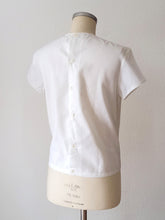 Laden Sie das Bild in den Galerie-Viewer, 1960s - UNWORN - Adorable White Cotton Blouse - Sz 42
