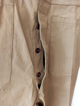 Laden Sie das Bild in den Galerie-Viewer, 1940s - Deadstock Buckle Back Workwear Overalls - Sz Medium
