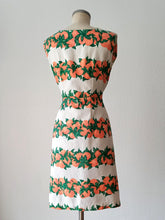 Load image into Gallery viewer, 1950s - Stunning Oranges Textured Cotton Dress - W27.5 (70cm)
