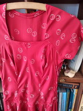 Cargar imagen en el visor de la galería, 1940s 1950s - BUNDLE x 5 Vintage Dresses - Sz XXS to M
