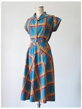 Cargar imagen en el visor de la galería, 1940s - Gorgeous Petrol Blue Cotton Dress - W34 (86cm)
