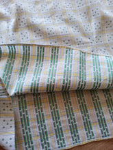 Load image into Gallery viewer, 1950s - Gorgeous Back Zip Diamonds Cotton Blouse - W35.5 (90cm)
