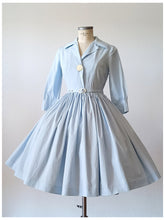 Load image into Gallery viewer, 1950s - Adorable Blue Textured Cotton Dress - W27 (68cm)
