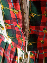 Load image into Gallery viewer, 1950s 1960s - GERMANY - Adorable Tartan Floral Cotton Dress - W35 (88cm)
