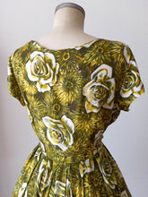 Load image into Gallery viewer, 1950s 1960s - Stunning Green Roseprint Rayon Dress - W30 (76cm)
