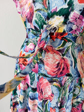 Charger l'image dans la galerie, 1940s - Stunning Floral Rayon Silk Dress - W28.5 (72cm)
