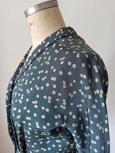 Charger l'image dans la galerie, 1940s 1950s - Gorgeous Teal Blue Gab Rayon Jacket - W26 (66cm)
