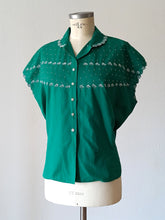 Load image into Gallery viewer, 1950s - Gorgeous Green Embroidery Cotton Blouse - W47 (120cm)
