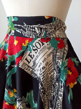 Load image into Gallery viewer, 1950s - Stunning Parisian Newspaper Floral Linen Skirt - W26 (66cm)

