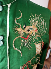Load image into Gallery viewer, 1940s 1950s - Exquisite 3pc Green Liquid Silk Chinese Pajama
