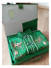 Load image into Gallery viewer, 1940s 1950s - Exquisite 3pc Green Liquid Silk Chinese Pajama
