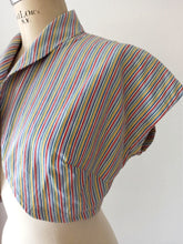 Laden Sie das Bild in den Galerie-Viewer, 1940s - Gorgeous Rainbow Stripes Bolero Dress - W31 (78cm)
