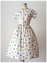 Cargar imagen en el visor de la galería, 1950s - BOUSSAC, Paris - Adorable Cotton Dress - W27 (68cm)
