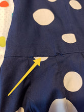 Load image into Gallery viewer, 1950s - Fabulous Dotted Cotton Dress - W28.5 (72cm)
