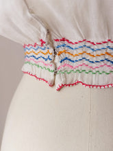 Cargar imagen en el visor de la galería, 1940s - Precious Hungarian Gauze Blouse - W30 (76cm)
