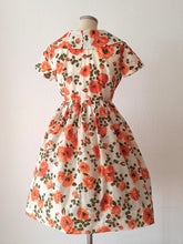 Load image into Gallery viewer, 1950s 1960s - Gorgeous French Floral Dress - W27.5 (70cm)
