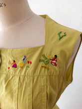 Charger l'image dans la galerie, 1950s 1960s - FRANCE - Adorable Green Embroidery Dress - W28.5 (72cm)
