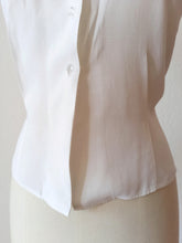 Load image into Gallery viewer, 1950s - Adorable Embroidered Birds Rayon Blouse - W30 (76cm)
