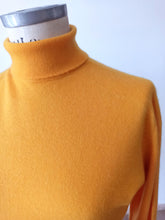 Charger l'image dans la galerie, 1950s - PRINGLE, Scotland - Golden Orange Cashmere Sweater - Sz 36
