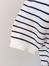 Cargar imagen en el visor de la galería, 1950s 1960s - Gorgeous Navy Striped Orlon Jumper - Sz M
