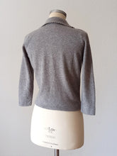 Load image into Gallery viewer, 1950s - DALTON, USA - Exquisite Grey Cashmere Cardigan

