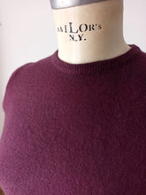 Load image into Gallery viewer, 1950s - BARRIE, Scotland - Gorgeous Purplish Wine Cashmere Jumper - Sz 36
