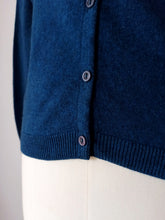 Load image into Gallery viewer, 1950s 1960s - BALLANTYNE, Scotland - Gorgeous Cashmere Cardigan
