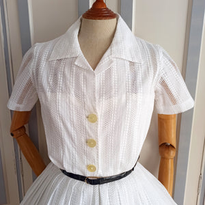 1950s - Marvelous White Cotton Lace Dress - W25/26 (64/66cm)