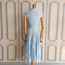 Load image into Gallery viewer, 1930s - Exquisite Blue Floral Peter Pan Collar Dress - W27 (68cm)
