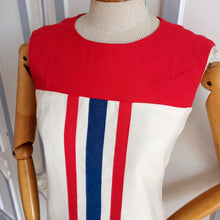 Laden Sie das Bild in den Galerie-Viewer, 1960s - Cool Scooter Mod Summer Dress - W33 (84cm)
