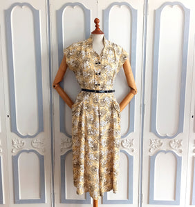 1940s - Gorgeous Novelty Print Rayon Dress - W28 (72cm)