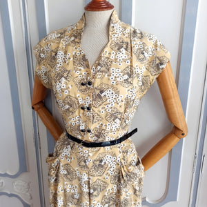 1940s - Gorgeous Novelty Print Rayon Dress - W28 (72cm)