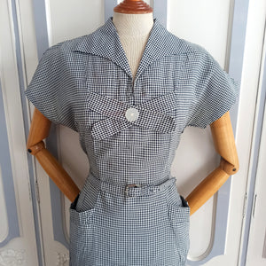 1950s - Beautiful Gingham Belted Dress - W35 (88cm)
