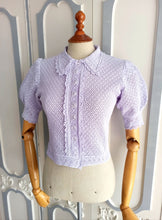 Carica l&#39;immagine nel visualizzatore di Gallery, 1930s 1940s - Adorable Lavender Handmade Knit Blouse - S
