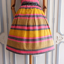 Cargar imagen en el visor de la galería, 1960s - Super Cute Colorful Bolero Dress - W27.5 (70cm)
