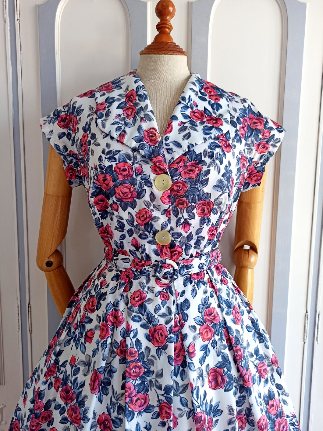 1950s 1960s - Gorgeous Parisien Roseprint Belted Dress - W27.5 (70cm)