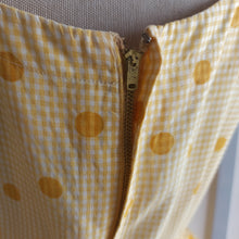 Load image into Gallery viewer, 1950s - Adorable Yellow Vichy Dots Cotton Dress - W28 (72cm)
