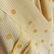 Cargar imagen en el visor de la galería, 1950s - Adorable Yellow Vichy Dots Cotton Dress - W28 (72cm)
