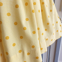 Charger l&#39;image dans la galerie, 1950s - Adorable Yellow Vichy Dots Cotton Dress - W28 (72cm)
