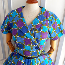 Cargar imagen en el visor de la galería, 1950s - WLZ, Germany - Fabulous Purple Blue Dress - W30 (76cm)
