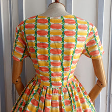 Load image into Gallery viewer, 1950s - Stunning French Cotton Summer Dress - W29 (74cm)
