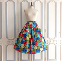 Load image into Gallery viewer, 1950s - Lillibet, Milano - Fabulous Strow Hats Novelty Skirt - W27.5 (70cm)
