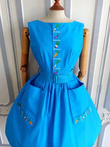 1950s 1960s - Marie Bonheur, Paris - Adorable Veggie Embroidery Dress - W26 (66cm)