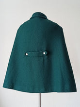Load image into Gallery viewer, 1950s 1960s - AIMÉE COUTURE, France - Gorgeous Green Wool Cape
