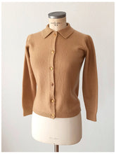Cargar imagen en el visor de la galería, 1950s 1960s - BALLANTYNE, Scotland - Gorgeous Cashmere Cardigan - Sz 38
