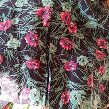 Load image into Gallery viewer, 1930s - Glorious Cold Rayon Abstract Floral Dress - W40 (100cm)
